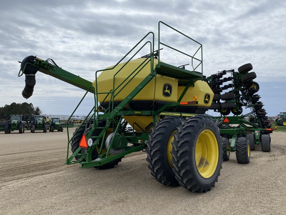 2022 John Deere N560 Air Seeder