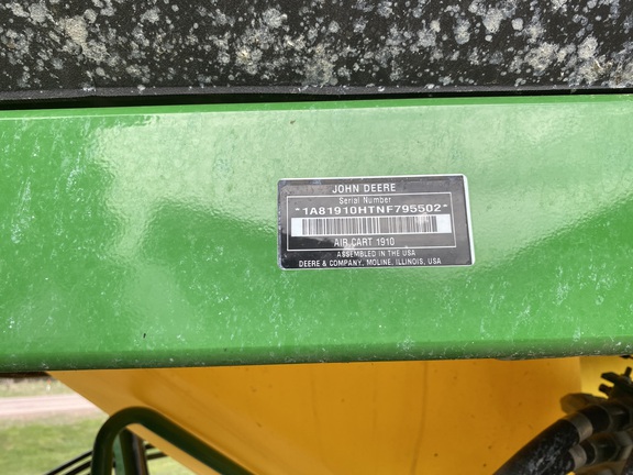 2022 John Deere N560 Air Seeder