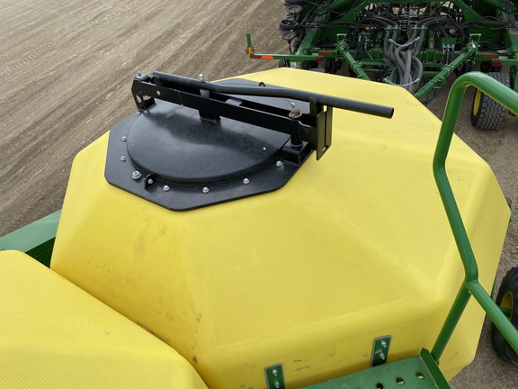 2022 John Deere N560 Air Seeder