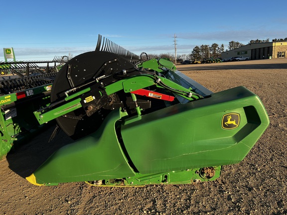 2023 John Deere RD40F Header Combine