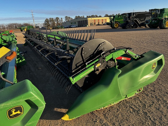 2023 John Deere RD40F Header Combine