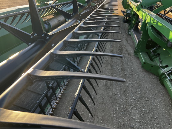 2023 John Deere RD40F Header Combine