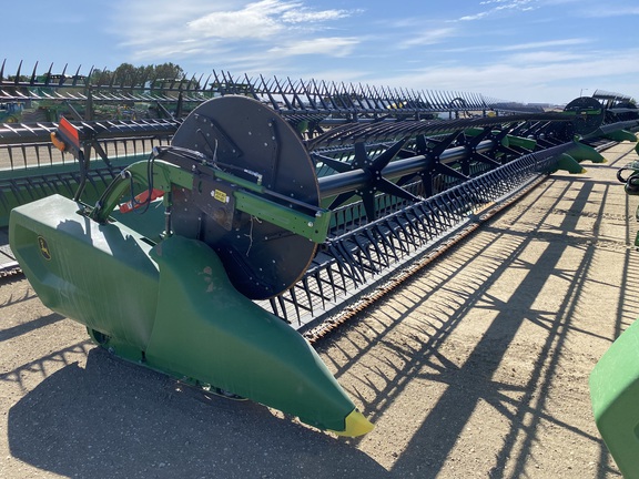 2023 John Deere RD40F Header Combine