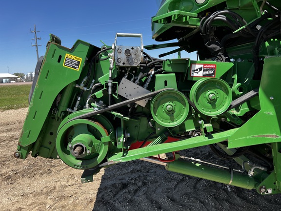 2022 John Deere S780 Combine