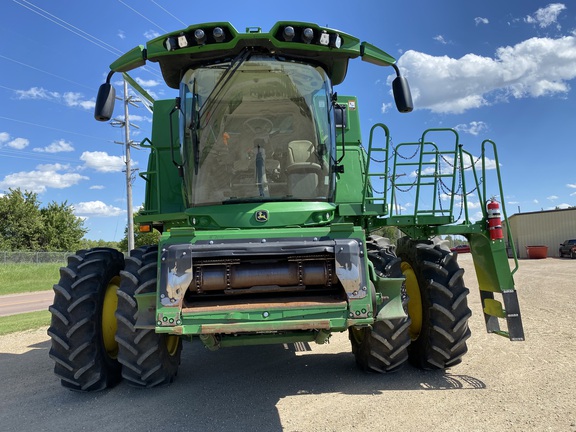 2022 John Deere S780 Combine