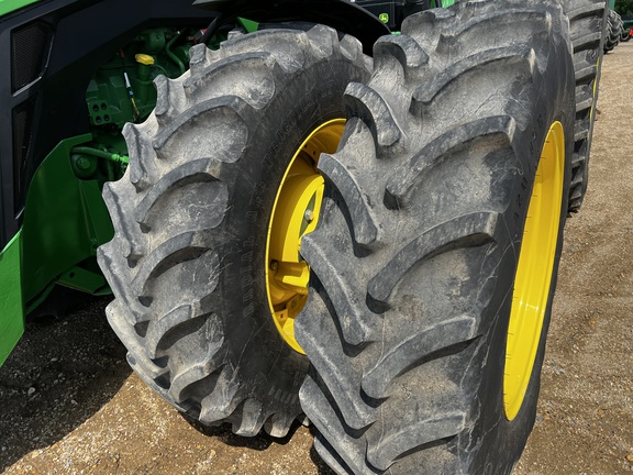 2023 John Deere 8R 310 Tractor