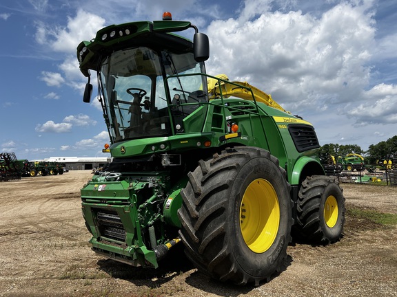 2021 John Deere 9900 Forage Harvester