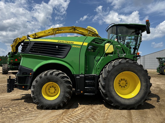 2021 John Deere 9900 Forage Harvester