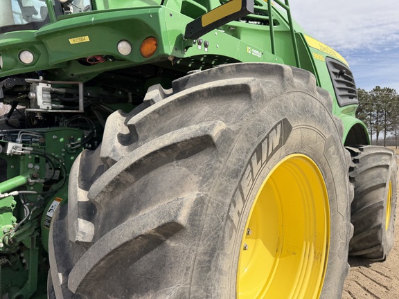 2021 John Deere 9900 Forage Harvester