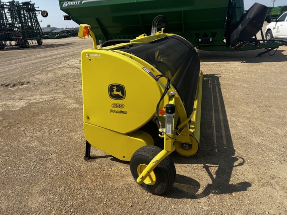 2021 John Deere 659 Header Forage