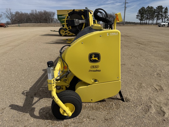 2021 John Deere 659 Header Forage