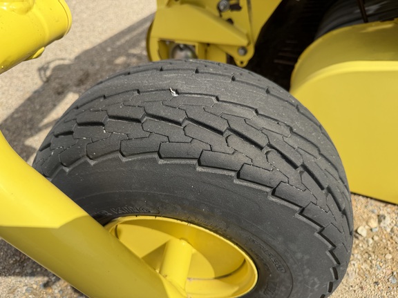 2021 John Deere 659 Header Forage