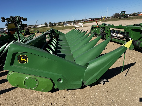 2023 John Deere C12R Header Corn Head