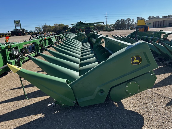 2023 John Deere C12R Header Corn Head