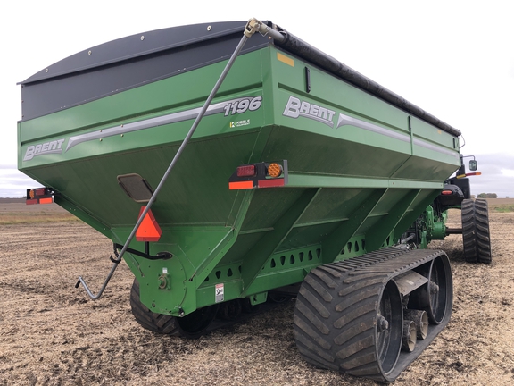 2020 Brent 1196 Grain Cart