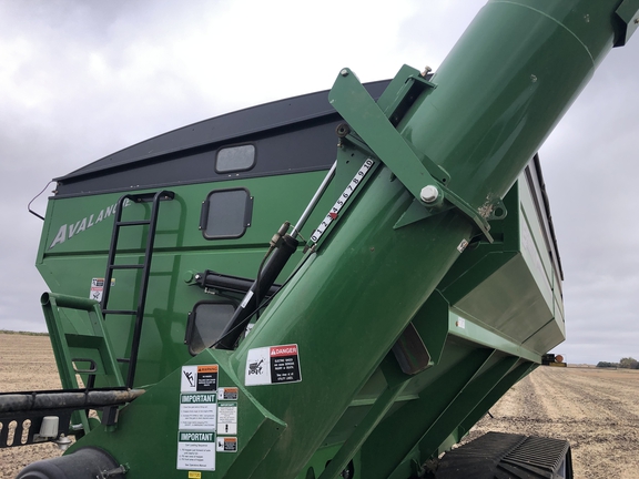 2020 Brent 1196 Grain Cart