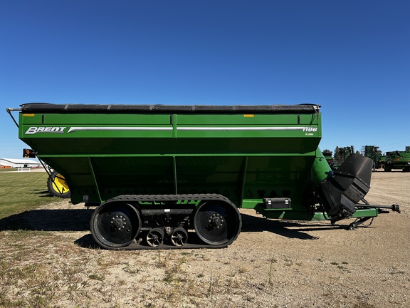 2020 Brent 1196 Grain Cart