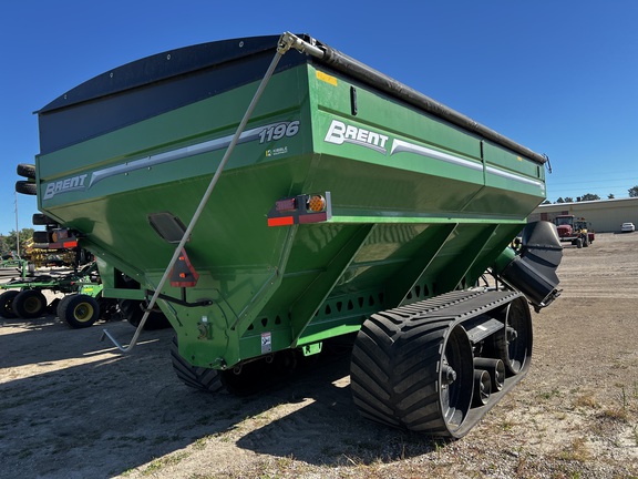 2020 Brent 1196 Grain Cart