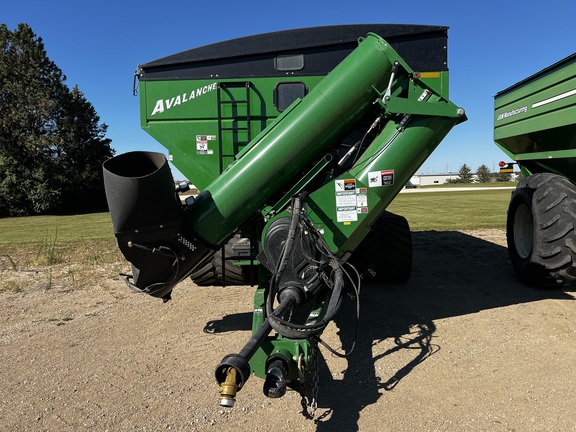 2020 Brent 1196 Grain Cart