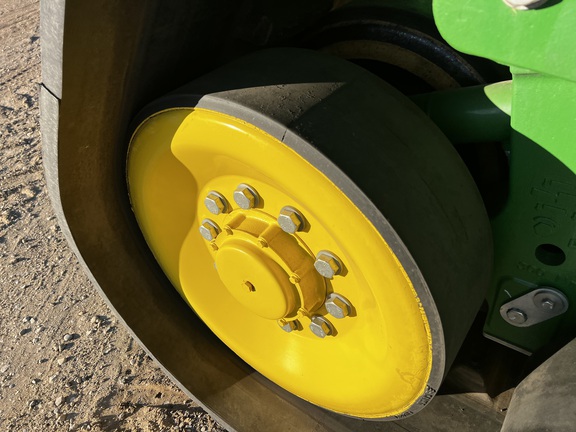 2023 John Deere 9RX 590 Tractor Rubber Track