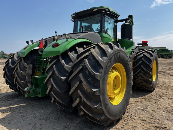 2023 John Deere 9R 590 Tractor 4WD