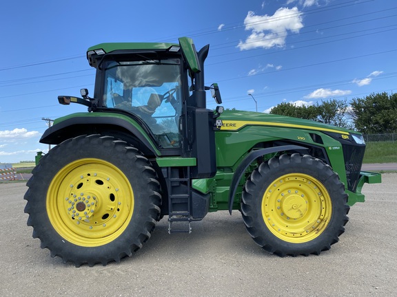 2023 John Deere 8R 230 Tractor