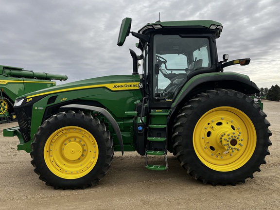 2023 John Deere 8R 230 Tractor