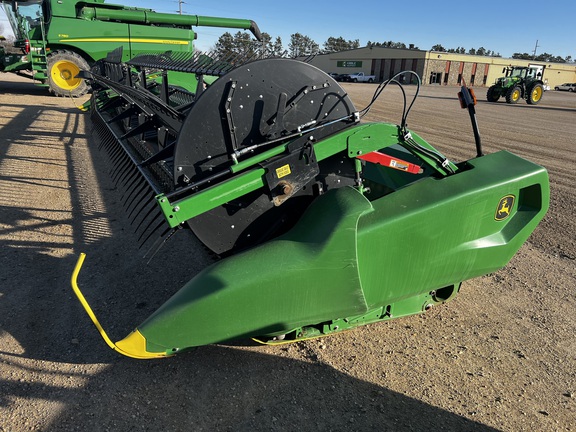 2022 John Deere RD40F Header Combine