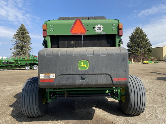 2022 John Deere 560M Baler/Round