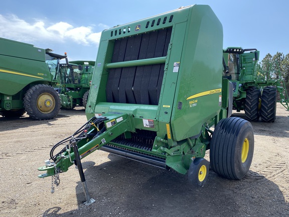 2022 John Deere 560M Baler/Round