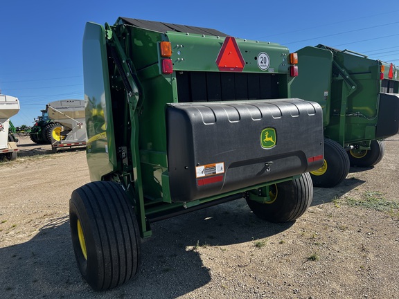 2022 John Deere 560M Baler/Round