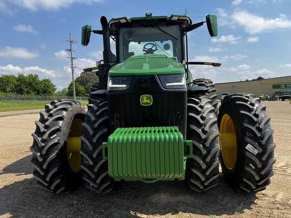 2023 John Deere 8R 310 Tractor