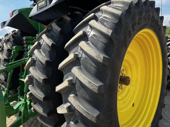 2023 John Deere 8R 310 Tractor