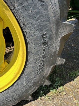 2022 John Deere 5090E Tractor