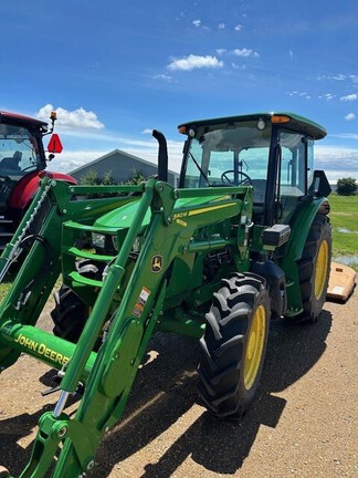 2022 John Deere 5090E Tractor