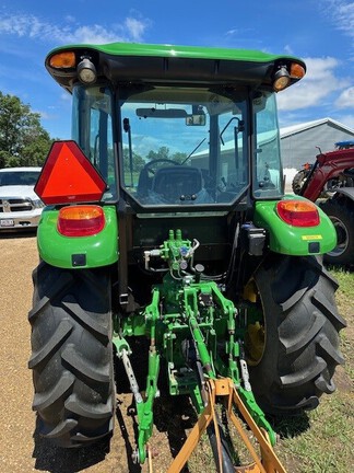 2022 John Deere 5090E Tractor