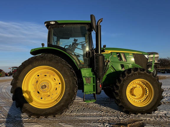 2024 John Deere 6R 215 Tractor