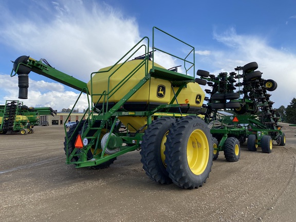 2021 John Deere 1890 Air Seeder