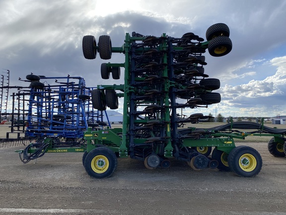 2021 John Deere 1890 Air Seeder