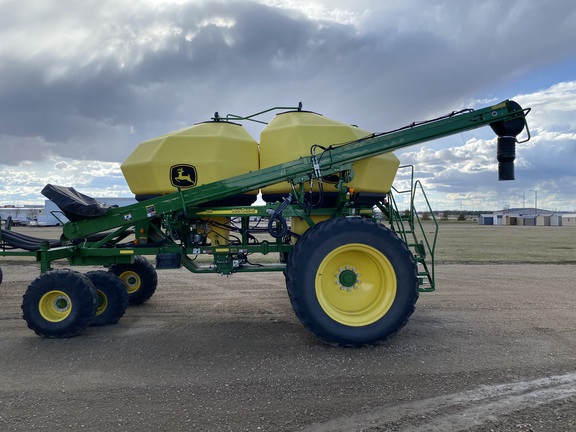 2021 John Deere 1890 Air Seeder