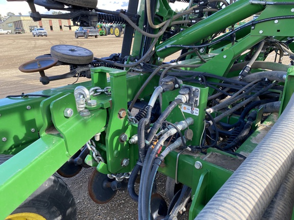 2021 John Deere 1890 Air Seeder