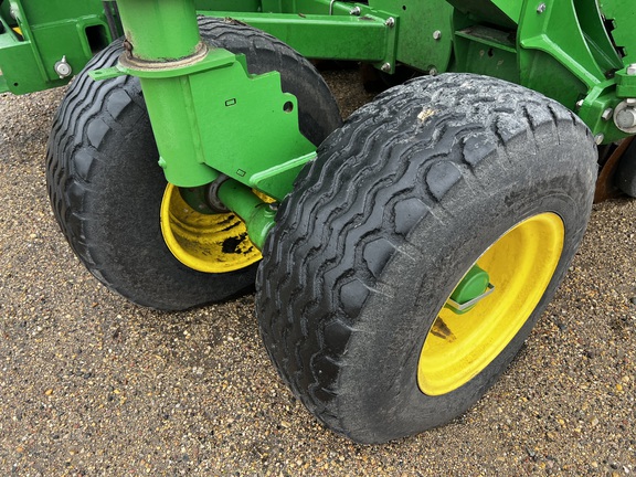 2021 John Deere 1890 Air Seeder
