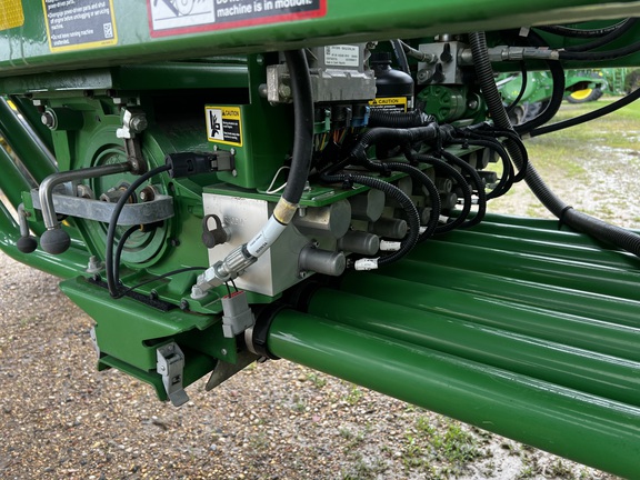 2021 John Deere 1890 Air Seeder