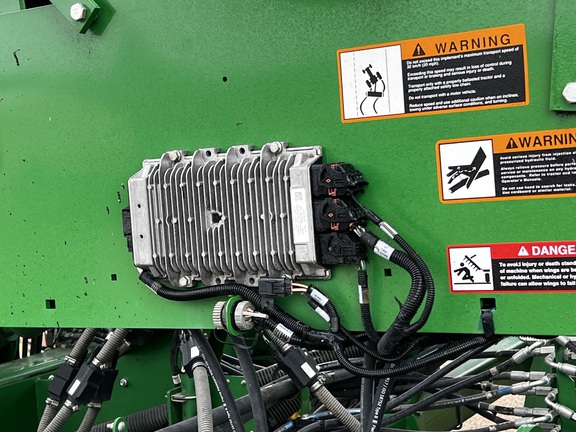2021 John Deere 1890 Air Seeder