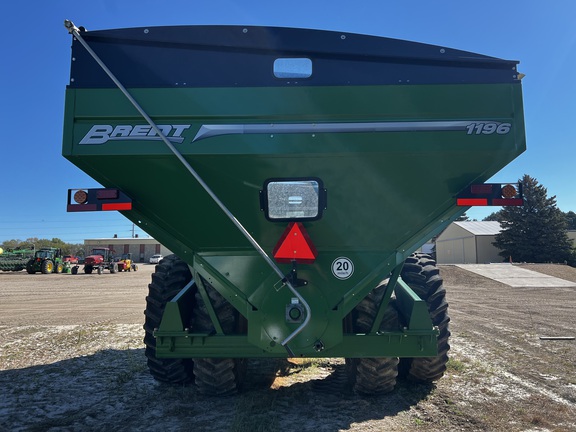 2022 Brent 1196 Grain Cart