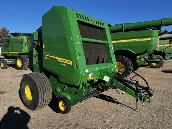2024 John Deere 561M Baler/Round