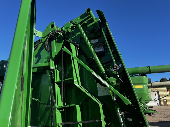 2024 John Deere 561M Baler/Round