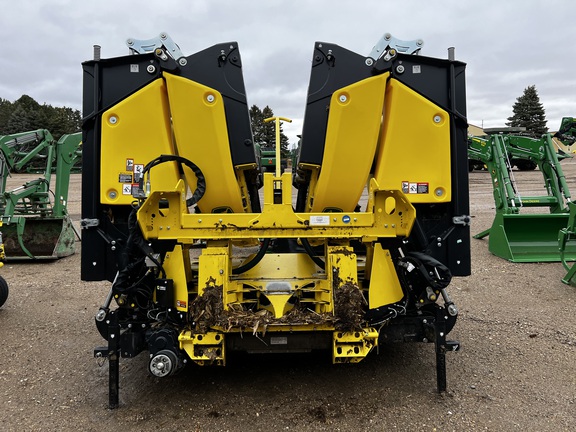 2024 John Deere 772 Header Forage