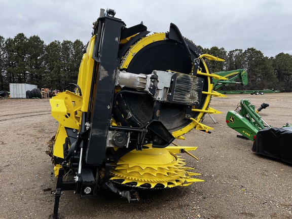 2024 John Deere 772 Header Forage