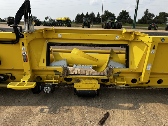 2024 John Deere 659 Header Forage